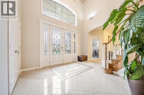 460 Shoreview Circle, Windsor, ON - Indoor Photo Showing Other Room