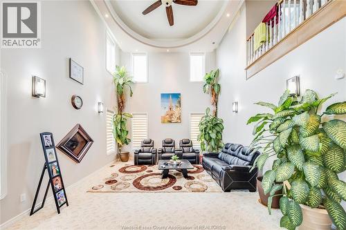 460 Shoreview Circle, Windsor, ON - Indoor