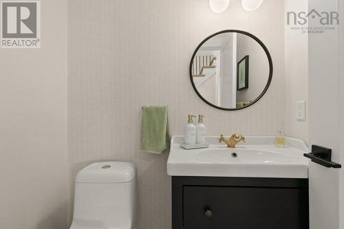 26 Parkvale Crescent, Bedford, NS - Indoor Photo Showing Bathroom