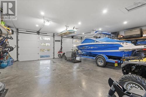 106 Edward Dr, Enfield, NS - Indoor Photo Showing Garage