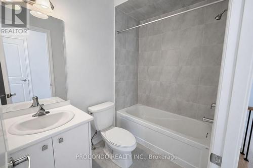 5925 Saigon Street, Mississauga, ON - Indoor Photo Showing Bathroom