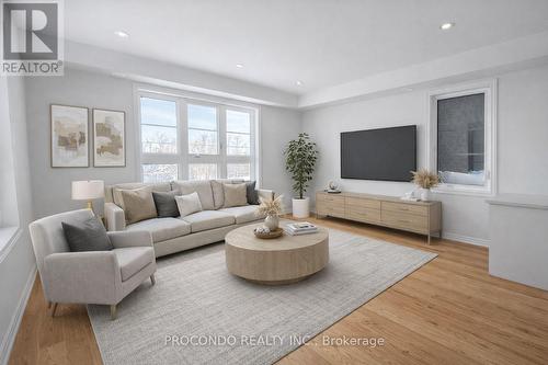 5925 Saigon Street, Mississauga, ON - Indoor Photo Showing Living Room