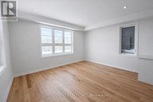 5925 Saigon Street, Mississauga, ON - Indoor Photo Showing Other Room