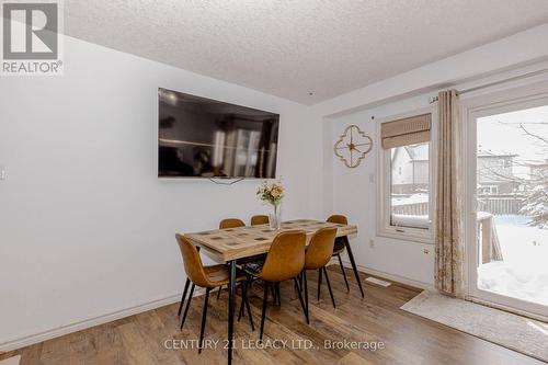 35 Oldfield Drive, Guelph, ON - Indoor Photo Showing Dining Room
