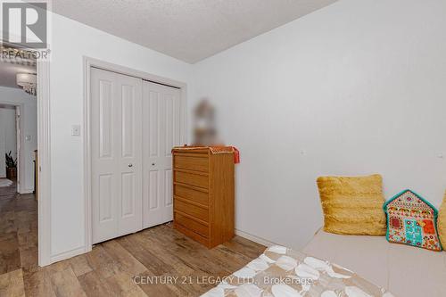 35 Oldfield Drive, Guelph, ON - Indoor