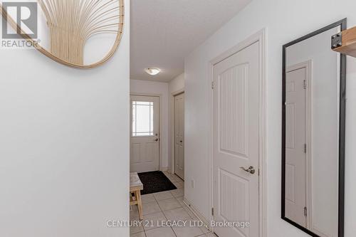 35 Oldfield Drive, Guelph, ON - Indoor Photo Showing Other Room