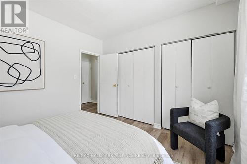 101 - 37 Mericourt Road, Hamilton, ON - Indoor Photo Showing Bedroom