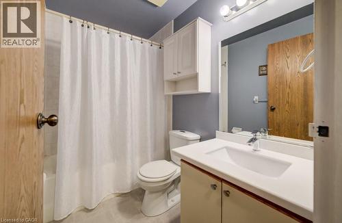 55 Green Valley Drive Unit# 1710, Kitchener, ON - Indoor Photo Showing Bathroom