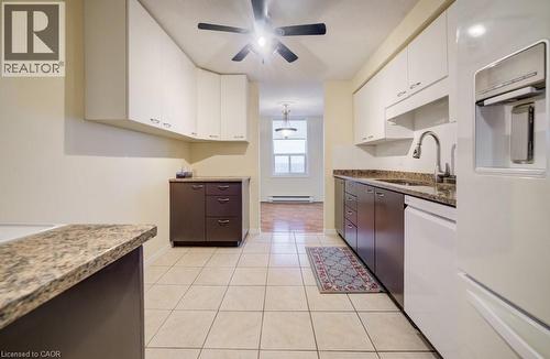 55 Green Valley Drive Unit# 1710, Kitchener, ON - Indoor Photo Showing Kitchen