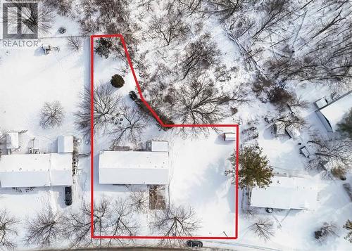 8108 Hillsboro Road, Plympton-Wyoming, ON - Outdoor