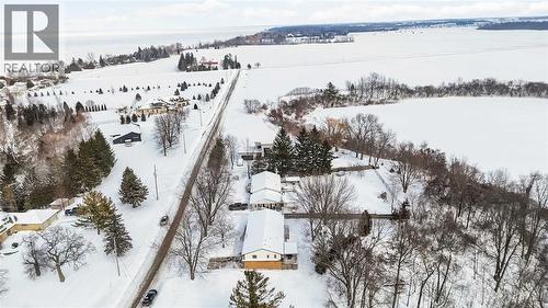 8108 Hillsboro Road, Plympton-Wyoming, ON - Outdoor With View