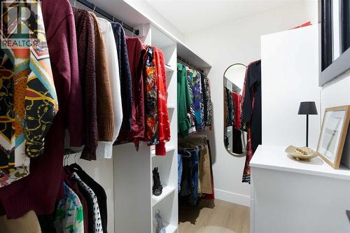 2416 Palliser Drive Sw, Calgary, AB - Indoor With Storage