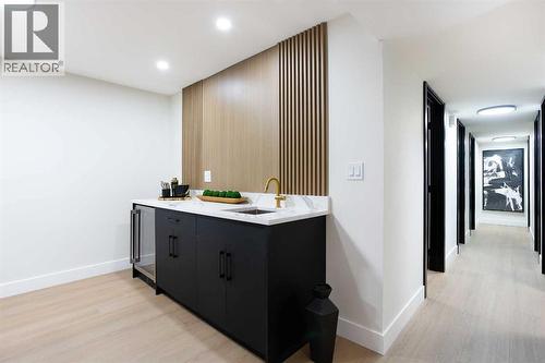 2416 Palliser Drive Sw, Calgary, AB - Indoor Photo Showing Other Room