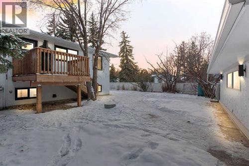 2416 Palliser Drive Sw, Calgary, AB - Outdoor