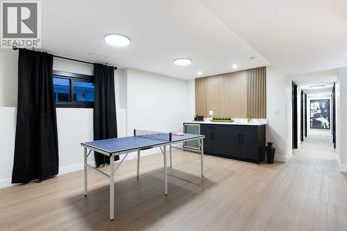 2416 Palliser Drive Sw, Calgary, AB - Indoor