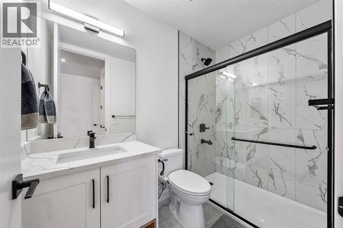 27 Bridges Drive, Langdon, AB - Indoor Photo Showing Bathroom