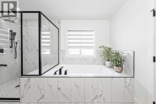 27 Bridges Drive, Langdon, AB - Indoor Photo Showing Bathroom