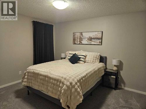 26 Chaparral Valley Common Se, Calgary, AB - Indoor Photo Showing Bedroom