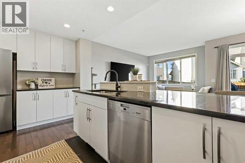 26 Chaparral Valley Common Se, Calgary, AB - Indoor Photo Showing Kitchen With Upgraded Kitchen