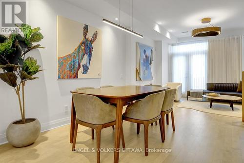 Dining for 6 with plenty of room for more seating - 449 Edison Avenue, Ottawa, ON - Indoor Photo Showing Dining Room