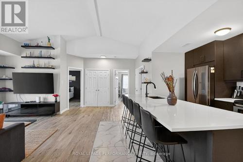 C - 100 Artesa Private, Ottawa, ON - Indoor Photo Showing Kitchen