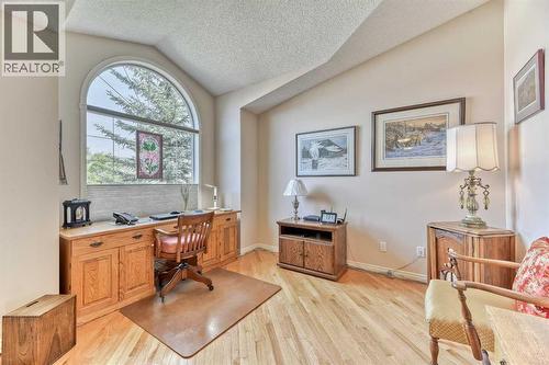 7 Scotia Landing Nw, Calgary, AB - Indoor