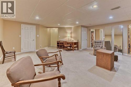 7 Scotia Landing Nw, Calgary, AB - Indoor