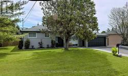 33 HAZELBURY DRIVE  King, ON L0G 1N0