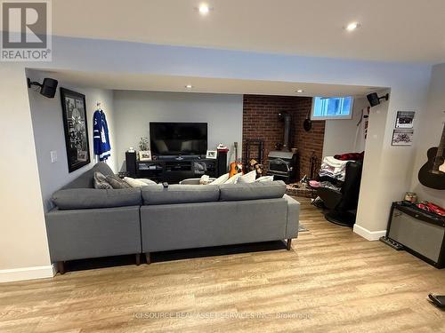 33 Hazelbury Drive, King, ON - Indoor With Fireplace