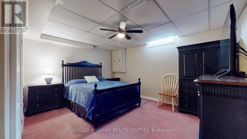 100 Timpson Drive, Aurora, ON - Indoor Photo Showing Bedroom