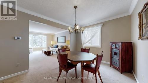 100 Timpson Drive, Aurora, ON - Indoor Photo Showing Dining Room