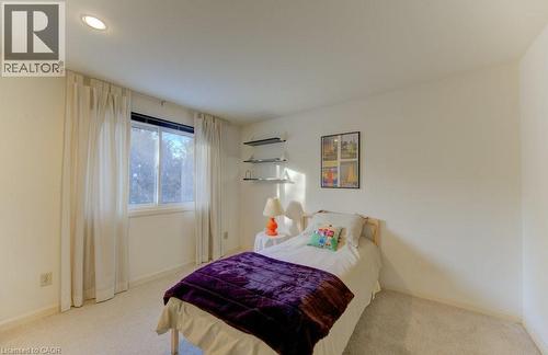 32 Brookview Court, Kitchener, ON - Indoor Photo Showing Bedroom