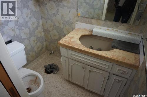 45 Tibbits Road, Regina, SK - Indoor Photo Showing Bathroom