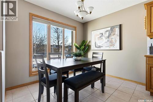 2906 St James Crescent, Regina, SK - Indoor Photo Showing Dining Room