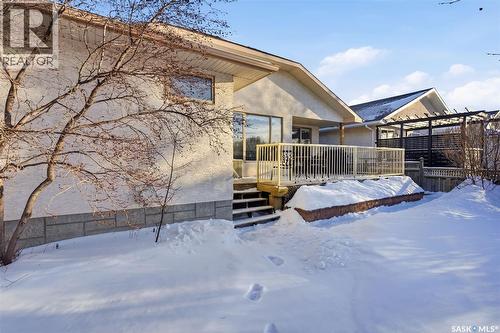 2906 St James Crescent, Regina, SK - Outdoor