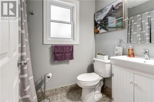 76 Hesta Street, Dowling, ON - Indoor Photo Showing Bathroom