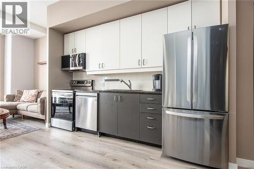 191 King Street S Unit# 702, Waterloo, ON - Indoor Photo Showing Kitchen