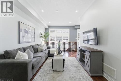 35 Losino Street, Caledon, ON - Indoor Photo Showing Living Room