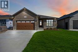 231 NICHOLAS STREET  Sarnia, ON N7W 0B6