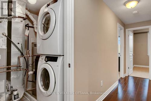 E - 188 Hornchurch Lane, Ottawa, ON - Indoor Photo Showing Laundry Room