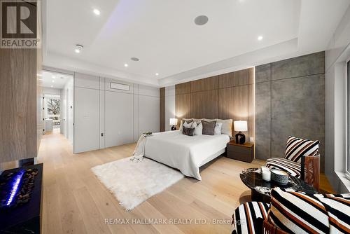 167 Parkhurst Boulevard, Toronto, ON - Indoor Photo Showing Bedroom