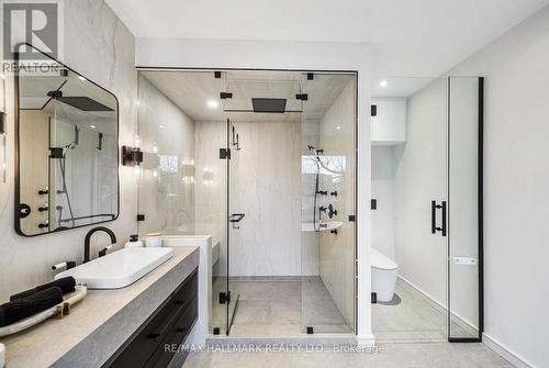 167 Parkhurst Boulevard, Toronto, ON - Indoor Photo Showing Bathroom