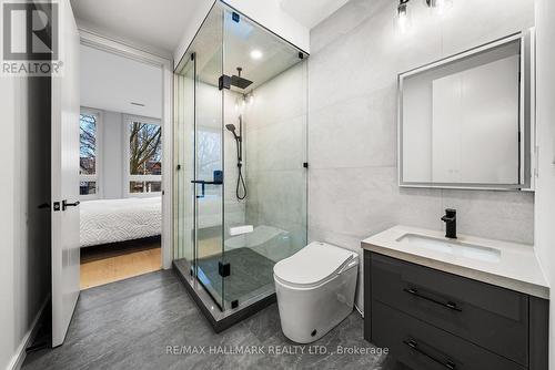 167 Parkhurst Boulevard, Toronto, ON - Indoor Photo Showing Bathroom