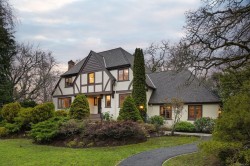 3400 Upper Terrace Rd  Oak Bay, BC V8R 6E6