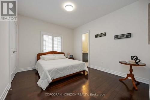 33 Kylemount Court, Vaughan, ON - Indoor Photo Showing Bedroom