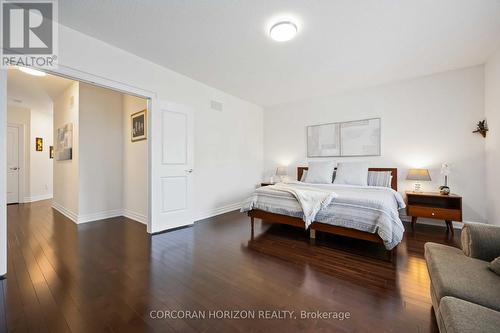 33 Kylemount Court, Vaughan, ON - Indoor Photo Showing Bedroom