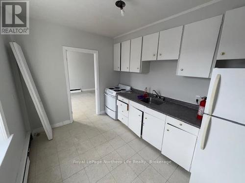 122-126 Mcintyre Street E, North Bay (Central), ON 