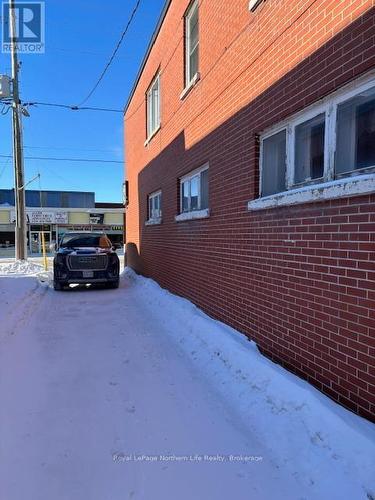 122-126 Mcintyre Street E, North Bay (Central), ON 