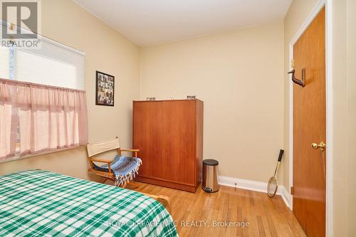 218 Carlton Street, St. Catharines (Downtown), ON - Indoor Photo Showing Bedroom