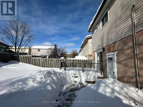 52 Grand Valley Drive, Brampton, ON - Outdoor